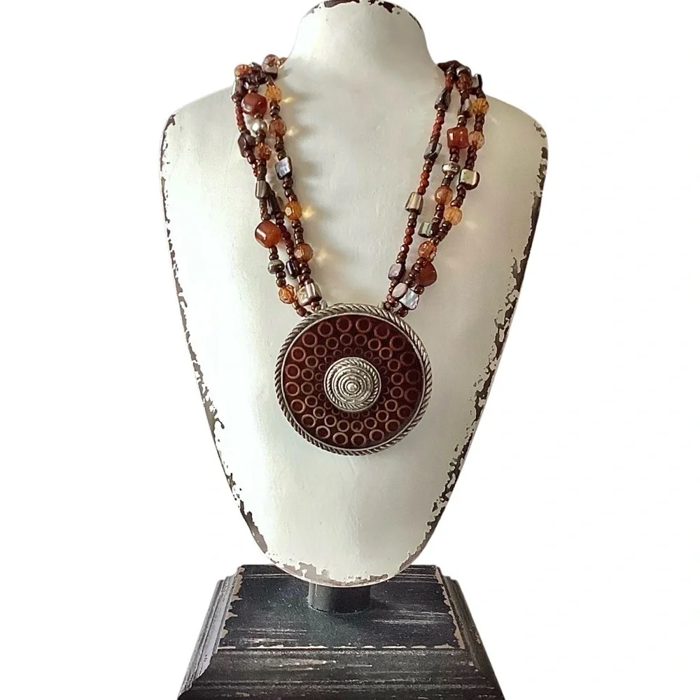 N/A stones beaded